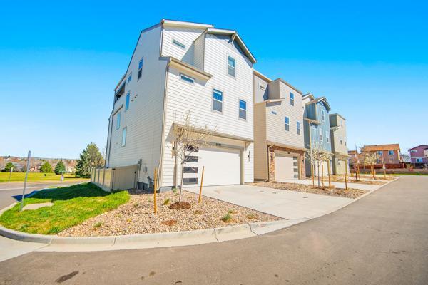 Image 27 of 50: No Description Available