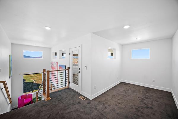 Image 29 of 50: No Description Available