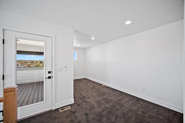 Image 30 of 50: No Description Available