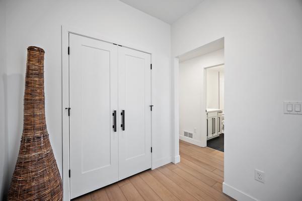 Image 36 of 50: No Description Available