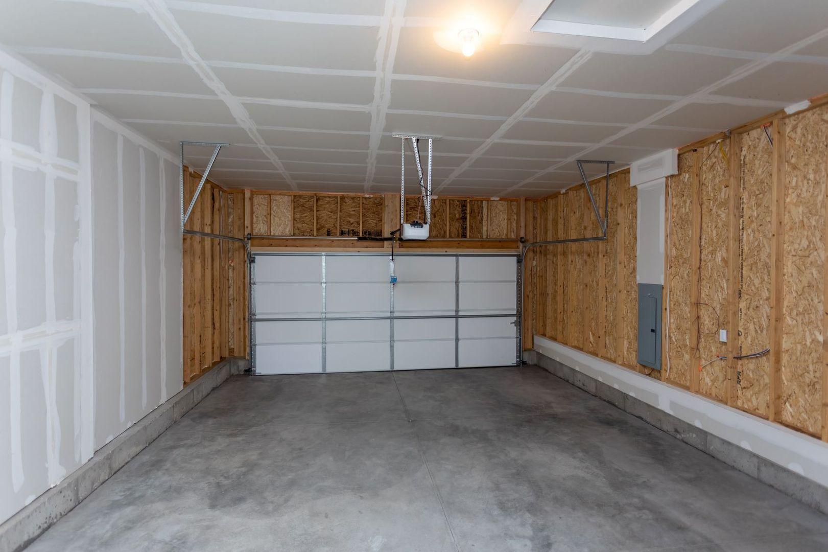 Image 17 of 43: No Description Available