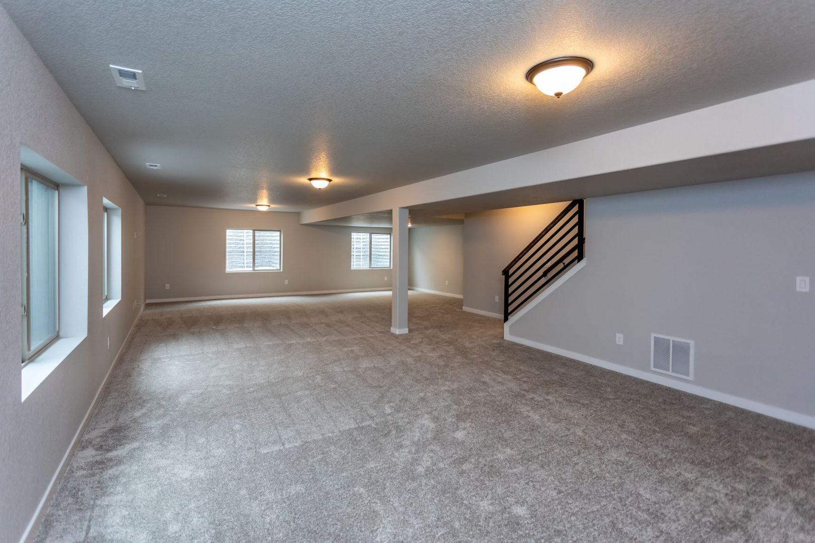 Image 37 of 43: No Description Available