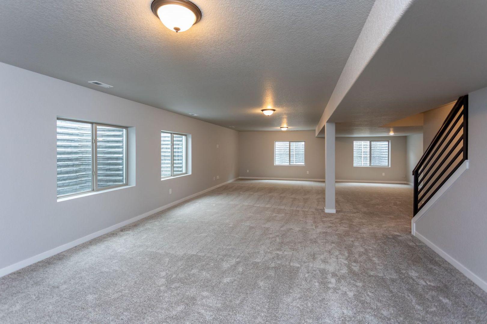 Image 40 of 43: No Description Available