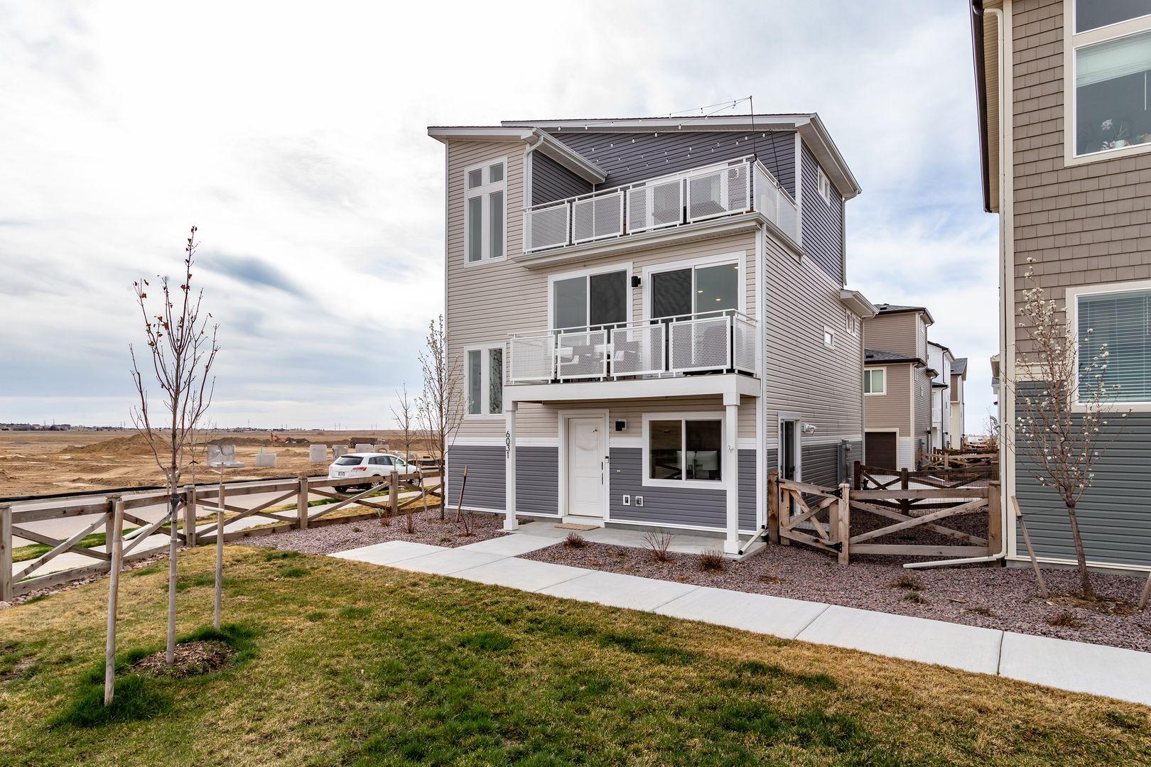 Image 3 of 37: No Description Available