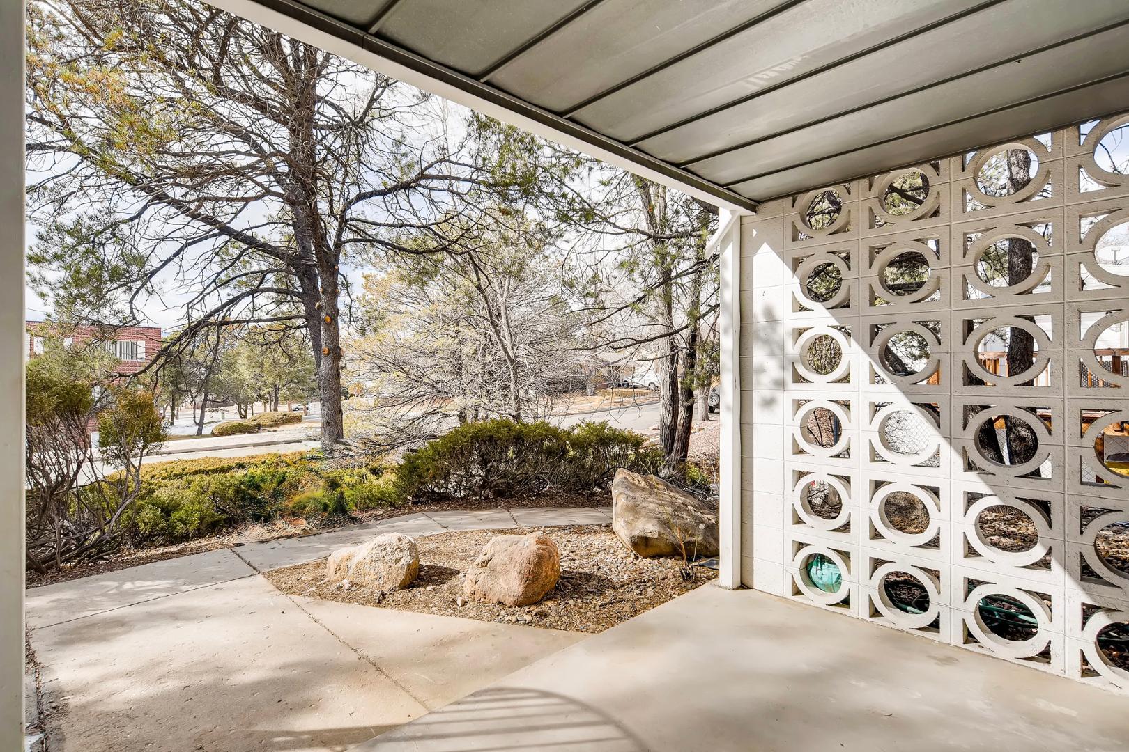 Image 12 of 13: No Description Available