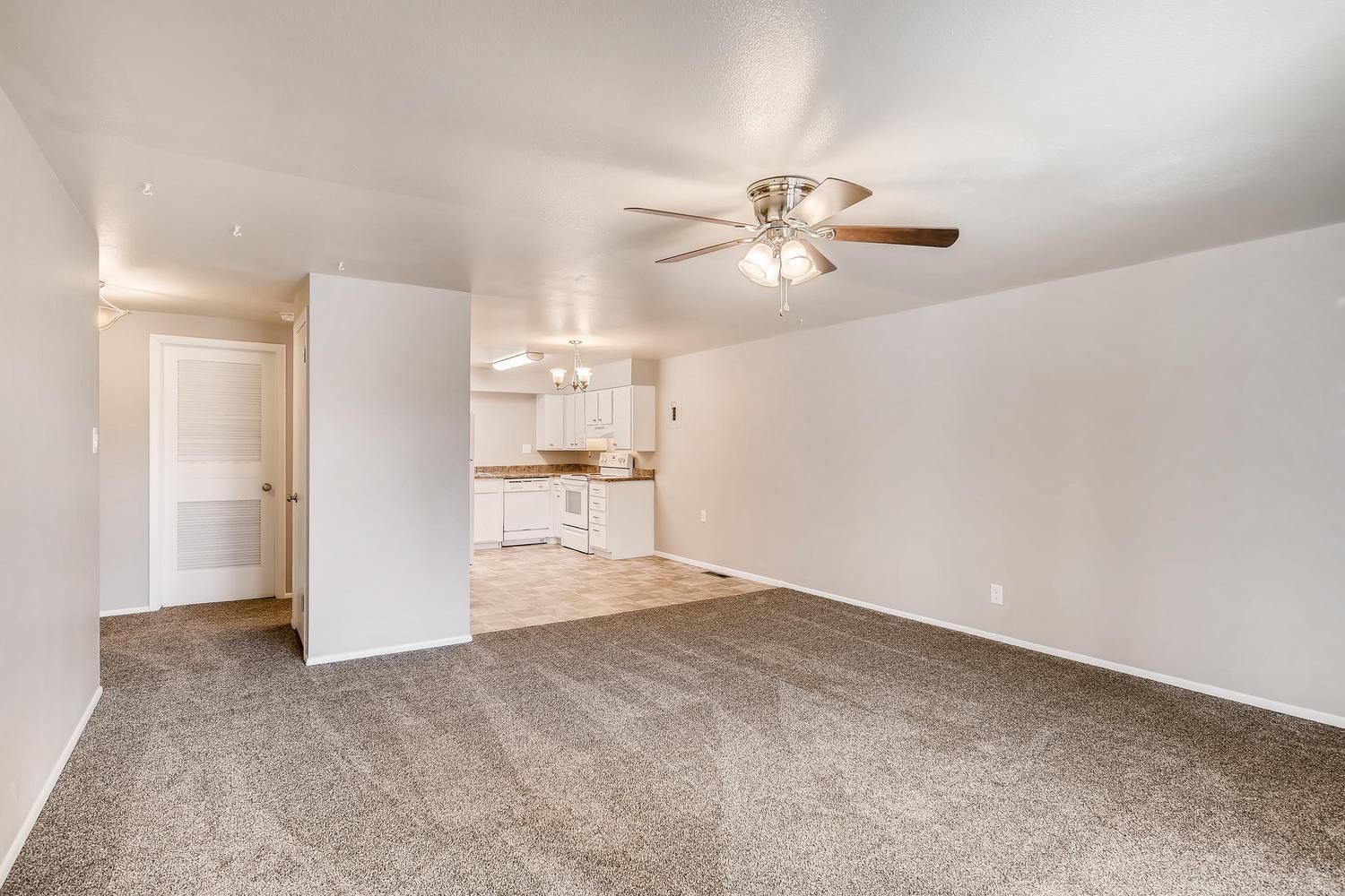 Image 4 of 13: No Description Available