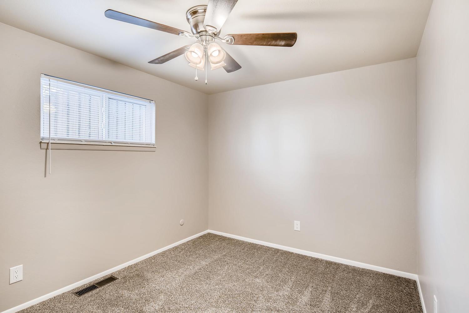 Image 9 of 13: No Description Available