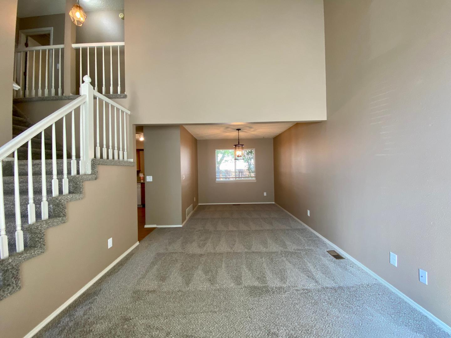 Image 10 of 17: No Description Available