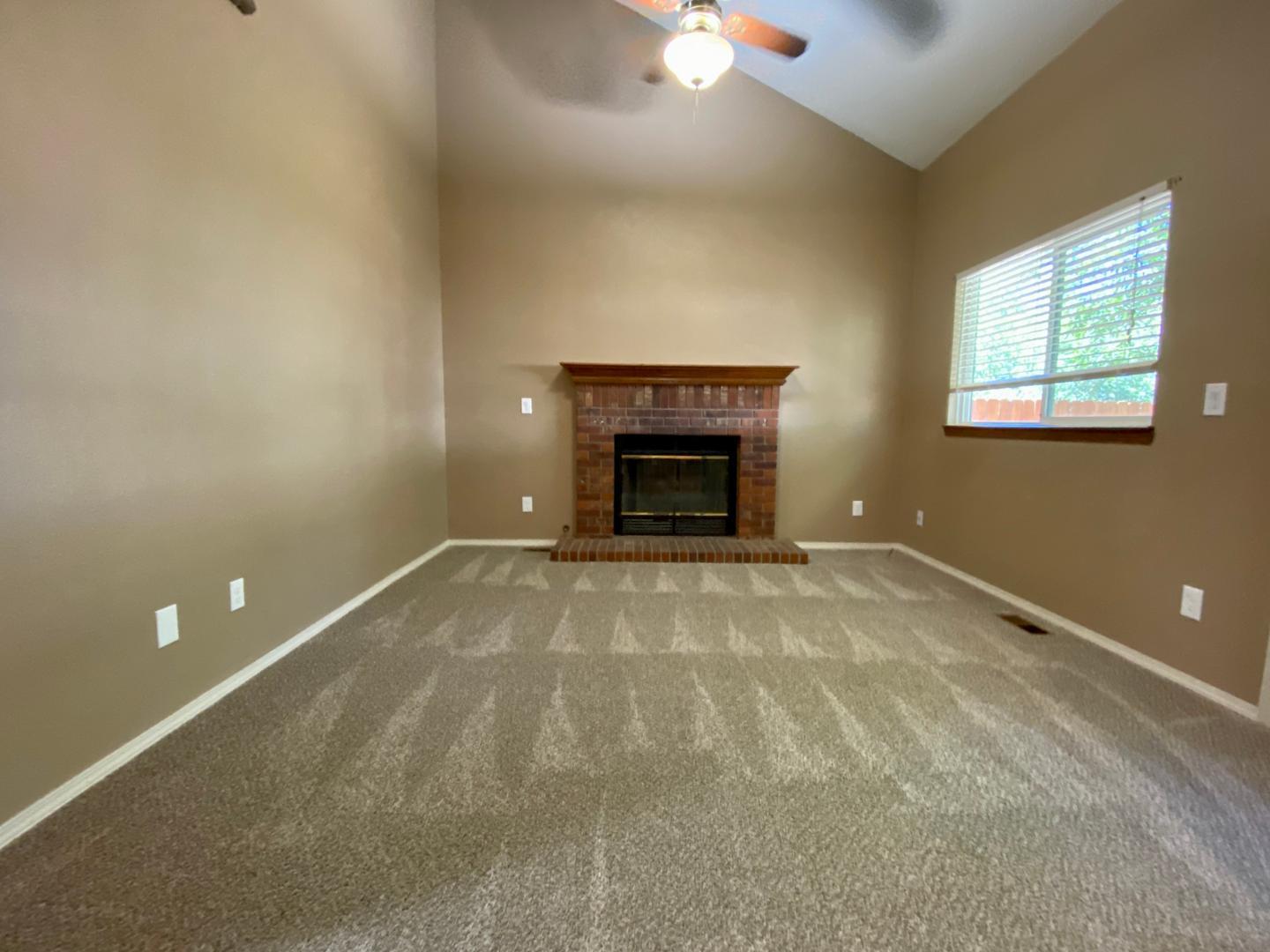 Image 6 of 17: No Description Available