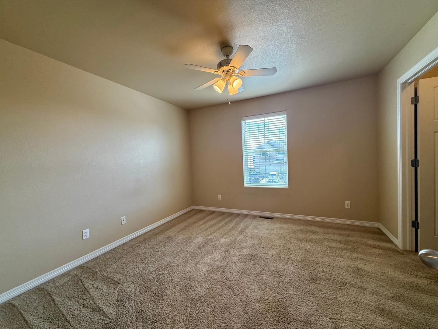 Image 17 of 28: No Description Available