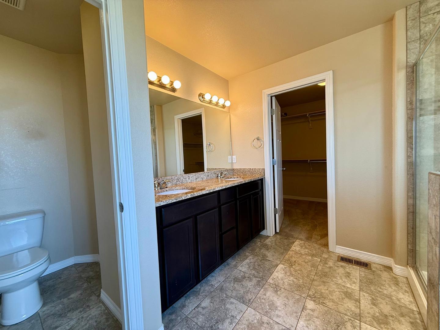 Image 20 of 28: No Description Available