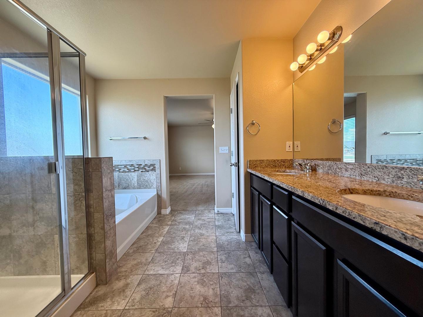 Image 21 of 28: No Description Available