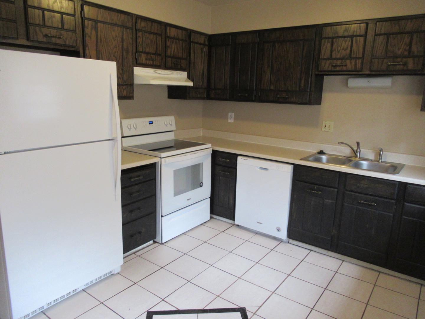 Image 12 of 13: No Description Available