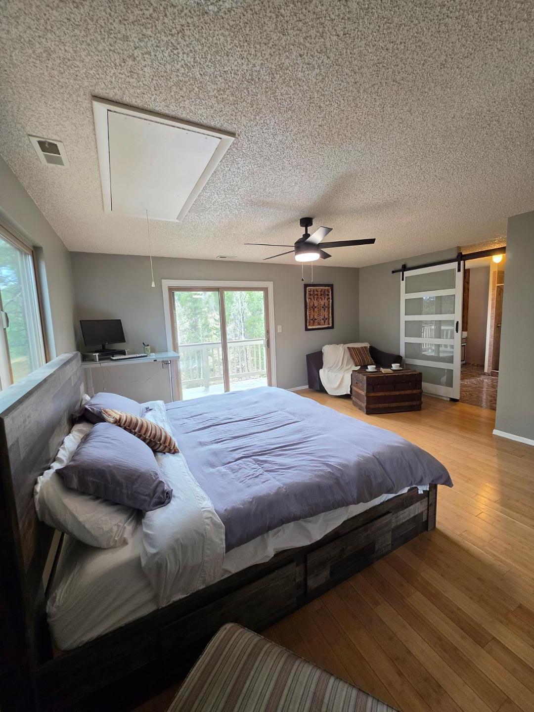 Image 13 of 25: No Description Available