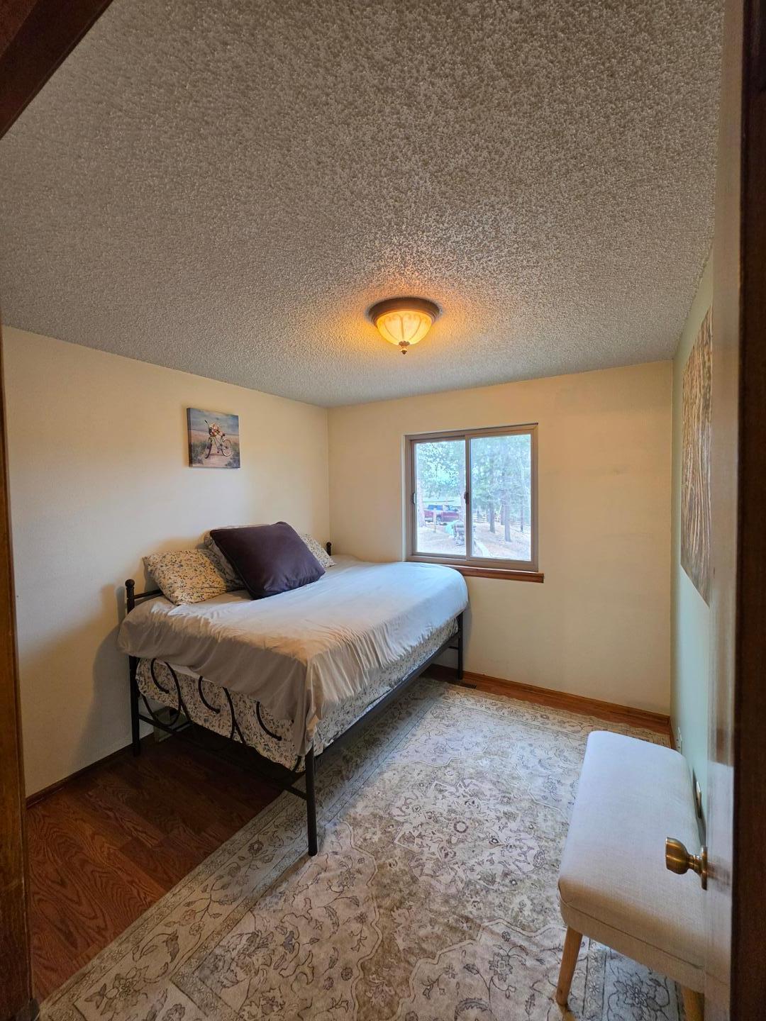 Image 7 of 25: No Description Available