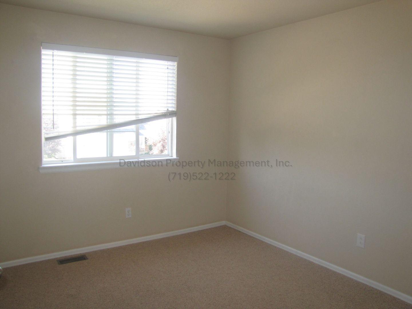 Image 12 of 14: No Description Available