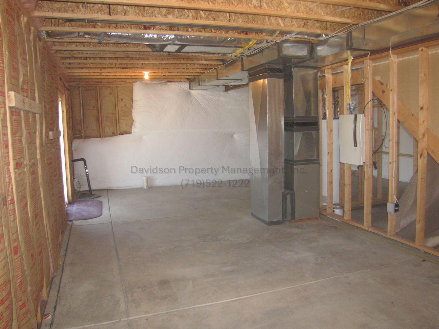 Image 13 of 14: No Description Available